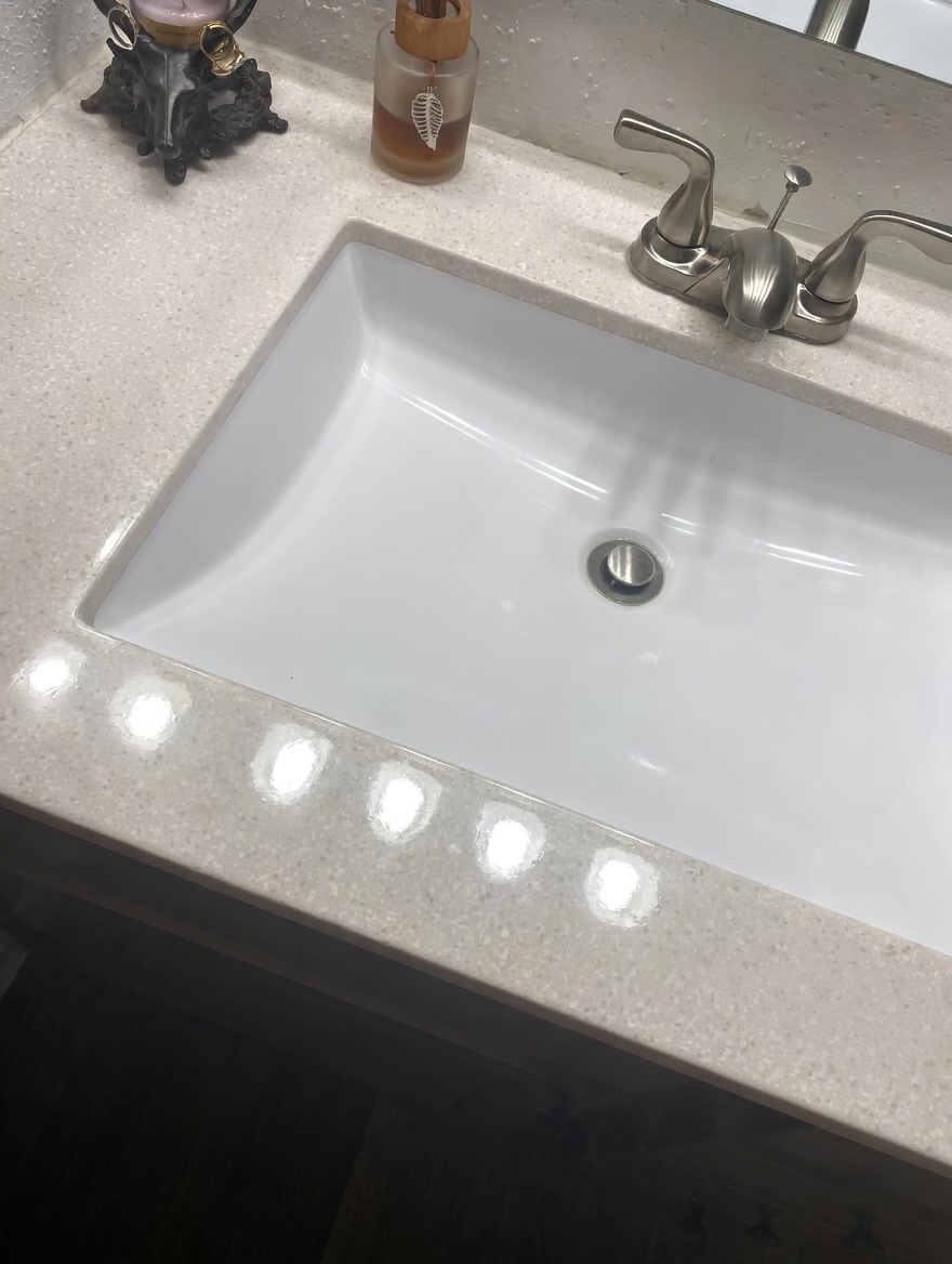 Sink & Vanity